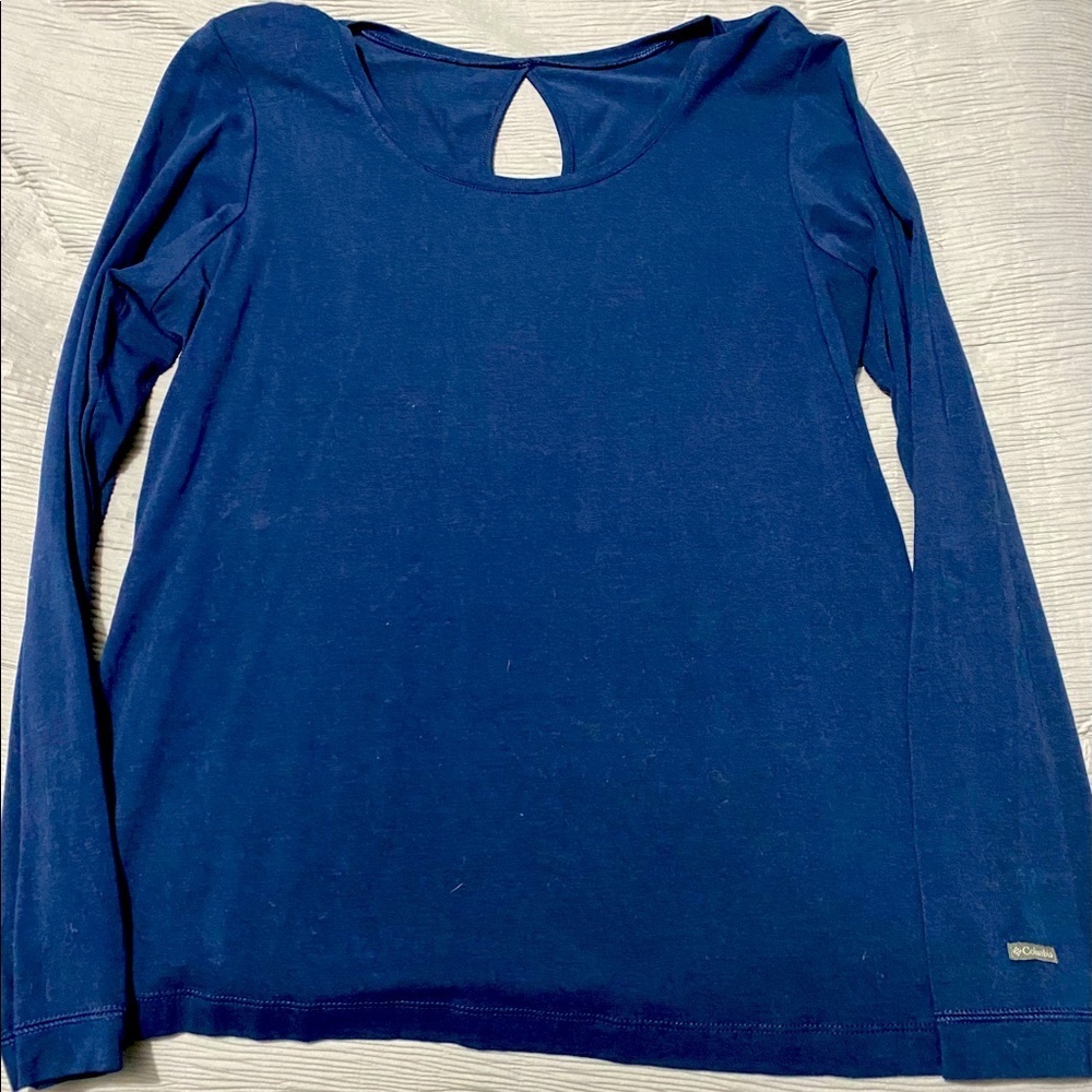 Columbia ladies long sleeve keyhole shirt